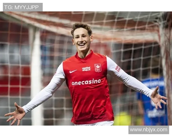 18岁，他在荷甲“掀桌子”：天才后卫雷乌韦克为何在巅峰前夜选择告别？